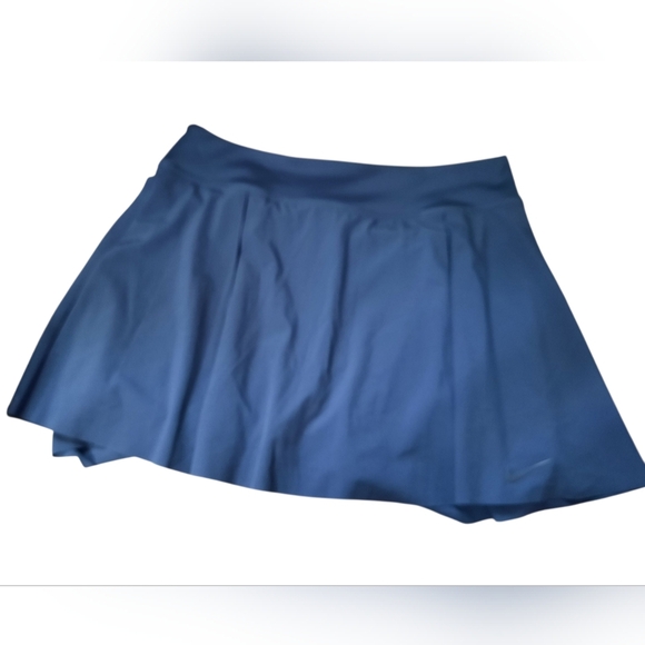 Nike Women's Skater Skirt in Blue Large - Picture 7 of 9